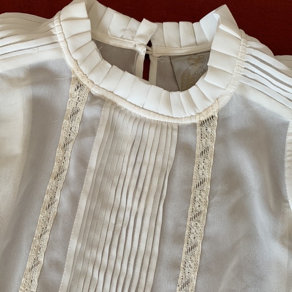 Twelve by Twelve, pleated and ruffle blouse, size XS - Picture 2 of 8